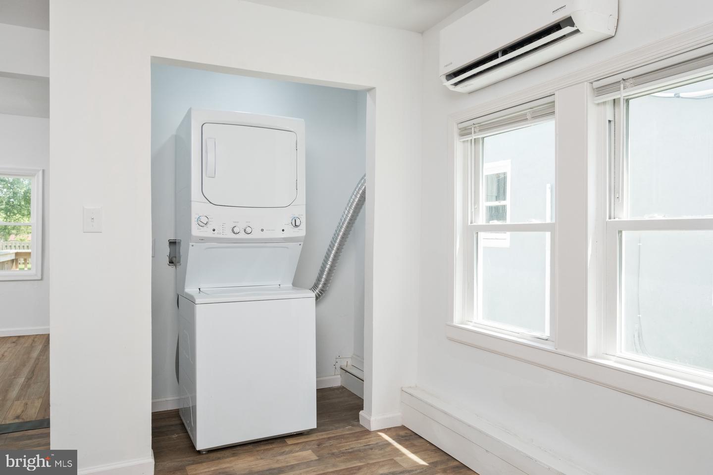512 SHORT ST, FRONT ROYAL, Virginia 22630, 2 Bedrooms Bedrooms, ,1 BathroomBathrooms,Residential,For sale,512 SHORT ST,VAWR2011758 MLS # VAWR2011758