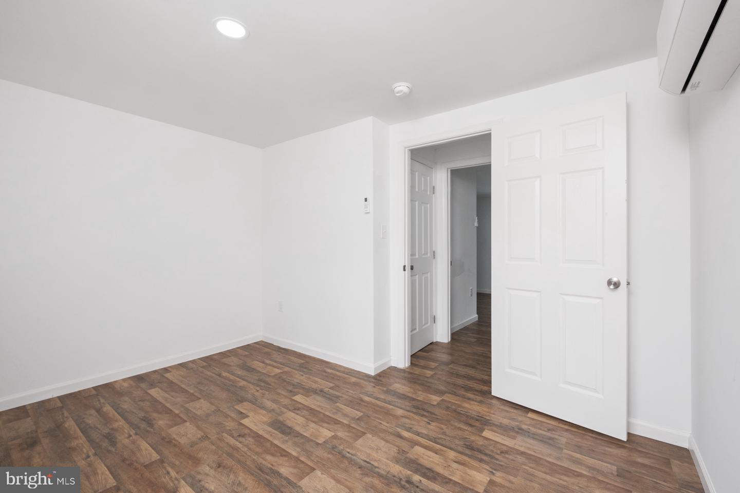 512 SHORT ST, FRONT ROYAL, Virginia 22630, 2 Bedrooms Bedrooms, ,1 BathroomBathrooms,Residential,For sale,512 SHORT ST,VAWR2011758 MLS # VAWR2011758