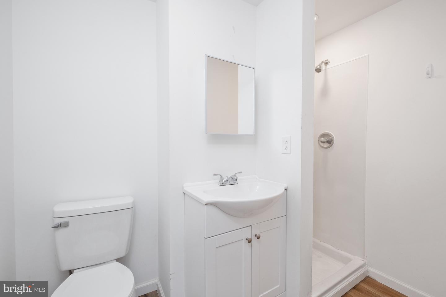 512 SHORT ST, FRONT ROYAL, Virginia 22630, 2 Bedrooms Bedrooms, ,1 BathroomBathrooms,Residential,For sale,512 SHORT ST,VAWR2011758 MLS # VAWR2011758