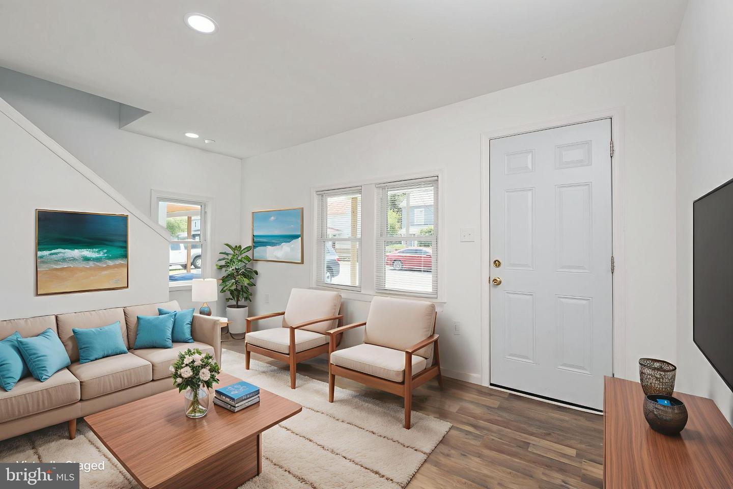 512 SHORT ST, FRONT ROYAL, Virginia 22630, 2 Bedrooms Bedrooms, ,1 BathroomBathrooms,Residential,For sale,512 SHORT ST,VAWR2011758 MLS # VAWR2011758