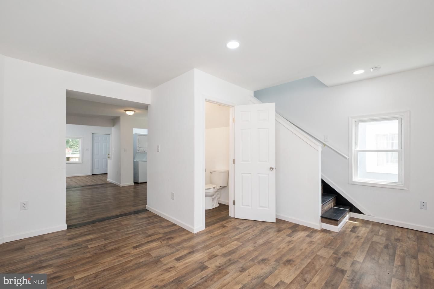 512 SHORT ST, FRONT ROYAL, Virginia 22630, 2 Bedrooms Bedrooms, ,1 BathroomBathrooms,Residential,For sale,512 SHORT ST,VAWR2011758 MLS # VAWR2011758
