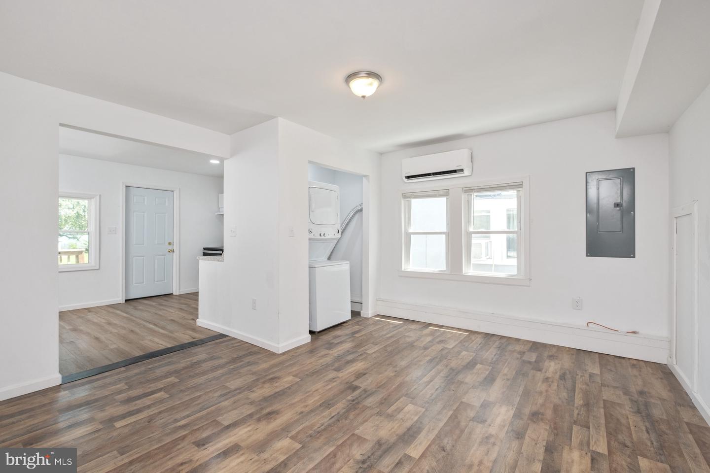 512 SHORT ST, FRONT ROYAL, Virginia 22630, 2 Bedrooms Bedrooms, ,1 BathroomBathrooms,Residential,For sale,512 SHORT ST,VAWR2011758 MLS # VAWR2011758
