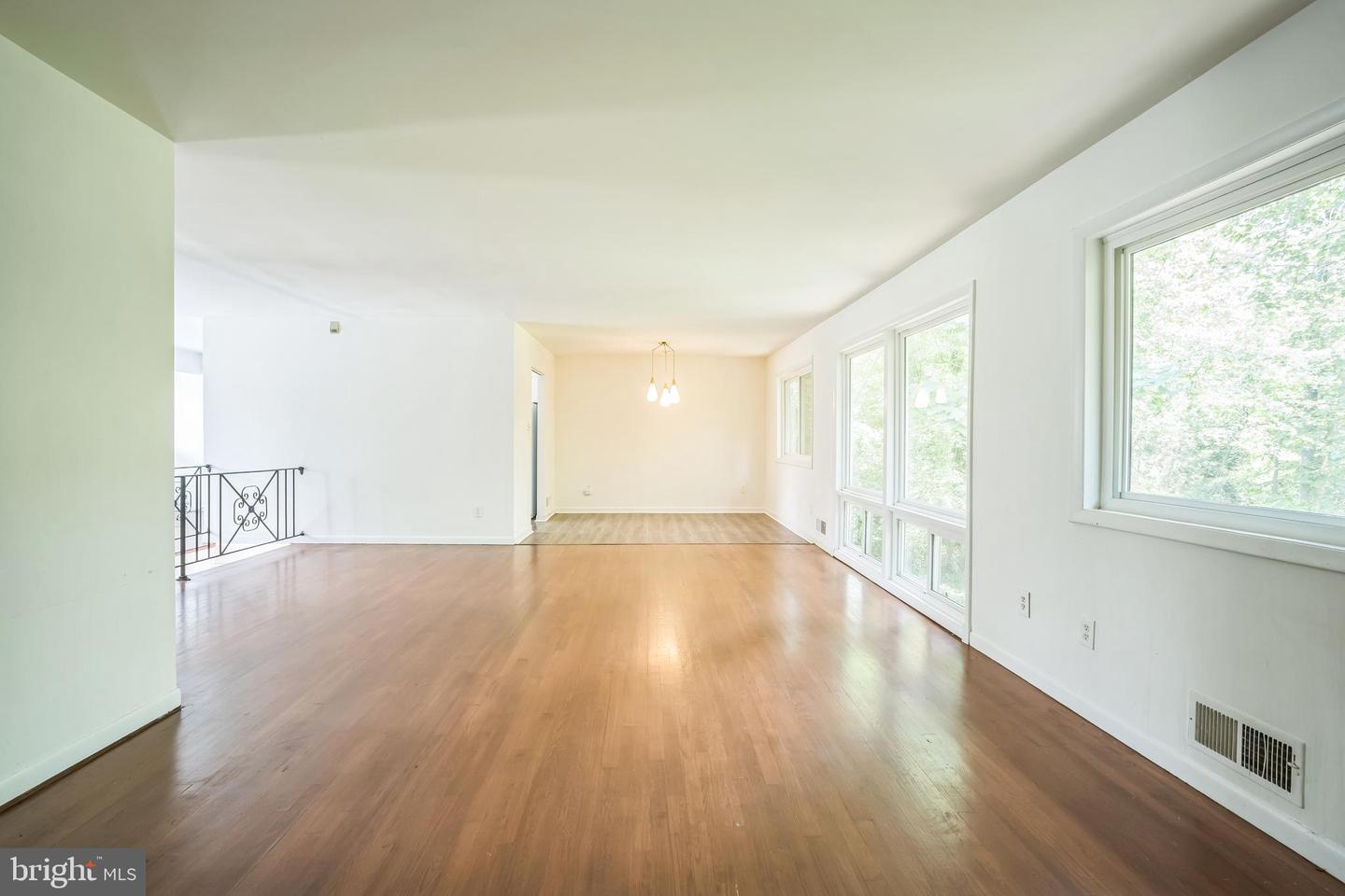 8801 GATESHEAD RD, ALEXANDRIA, Virginia 22309, 4 Bedrooms Bedrooms, ,2 BathroomsBathrooms,Residential,For sale,8801 GATESHEAD RD,VAFX2256728 MLS # VAFX2256728