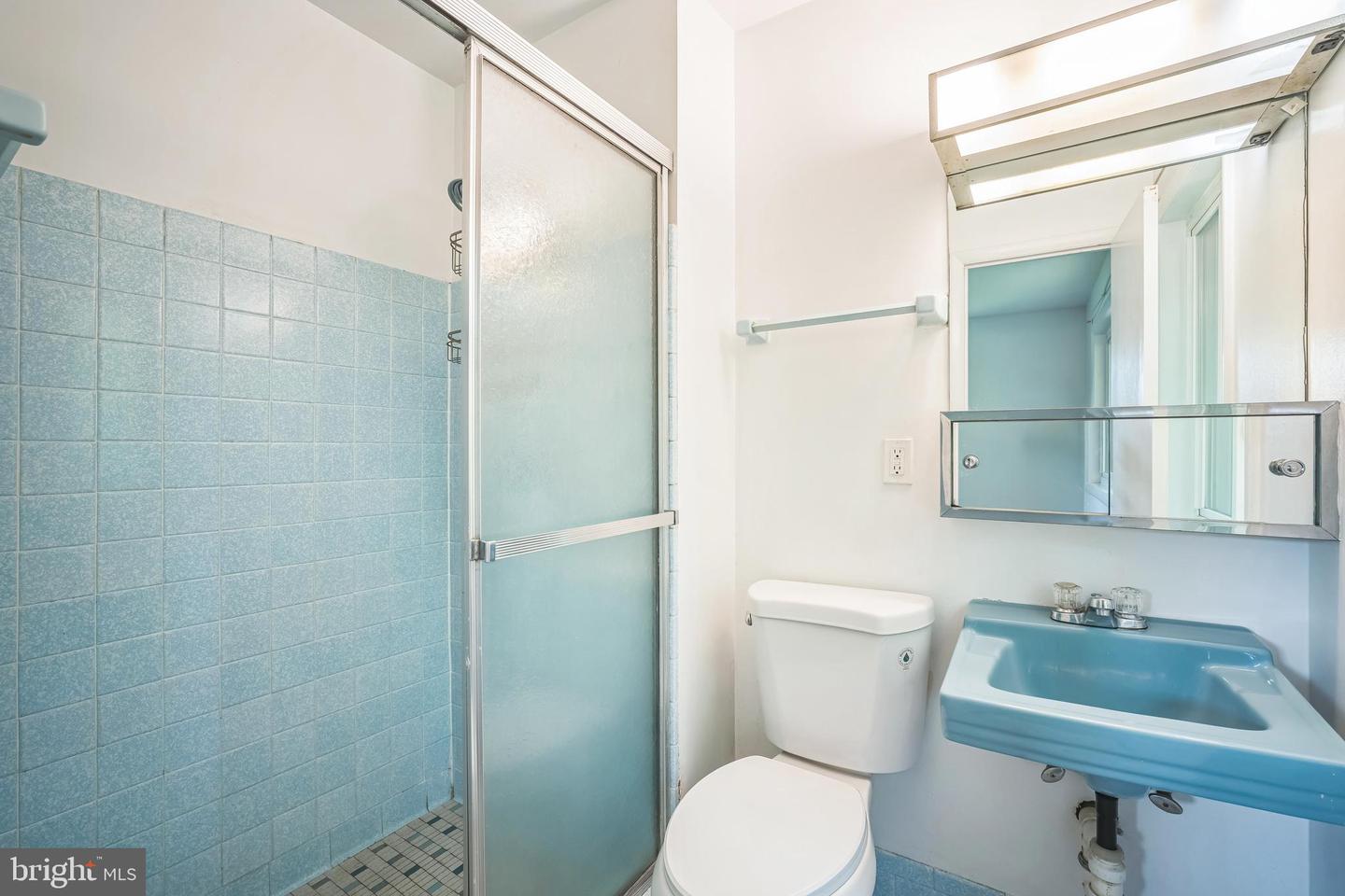 8801 GATESHEAD RD, ALEXANDRIA, Virginia 22309, 4 Bedrooms Bedrooms, ,2 BathroomsBathrooms,Residential,For sale,8801 GATESHEAD RD,VAFX2256728 MLS # VAFX2256728