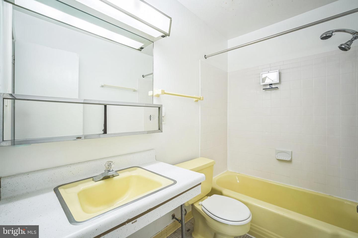 8801 GATESHEAD RD, ALEXANDRIA, Virginia 22309, 4 Bedrooms Bedrooms, ,2 BathroomsBathrooms,Residential,For sale,8801 GATESHEAD RD,VAFX2256728 MLS # VAFX2256728