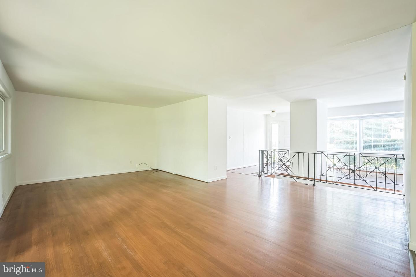 8801 GATESHEAD RD, ALEXANDRIA, Virginia 22309, 4 Bedrooms Bedrooms, ,2 BathroomsBathrooms,Residential,For sale,8801 GATESHEAD RD,VAFX2256728 MLS # VAFX2256728