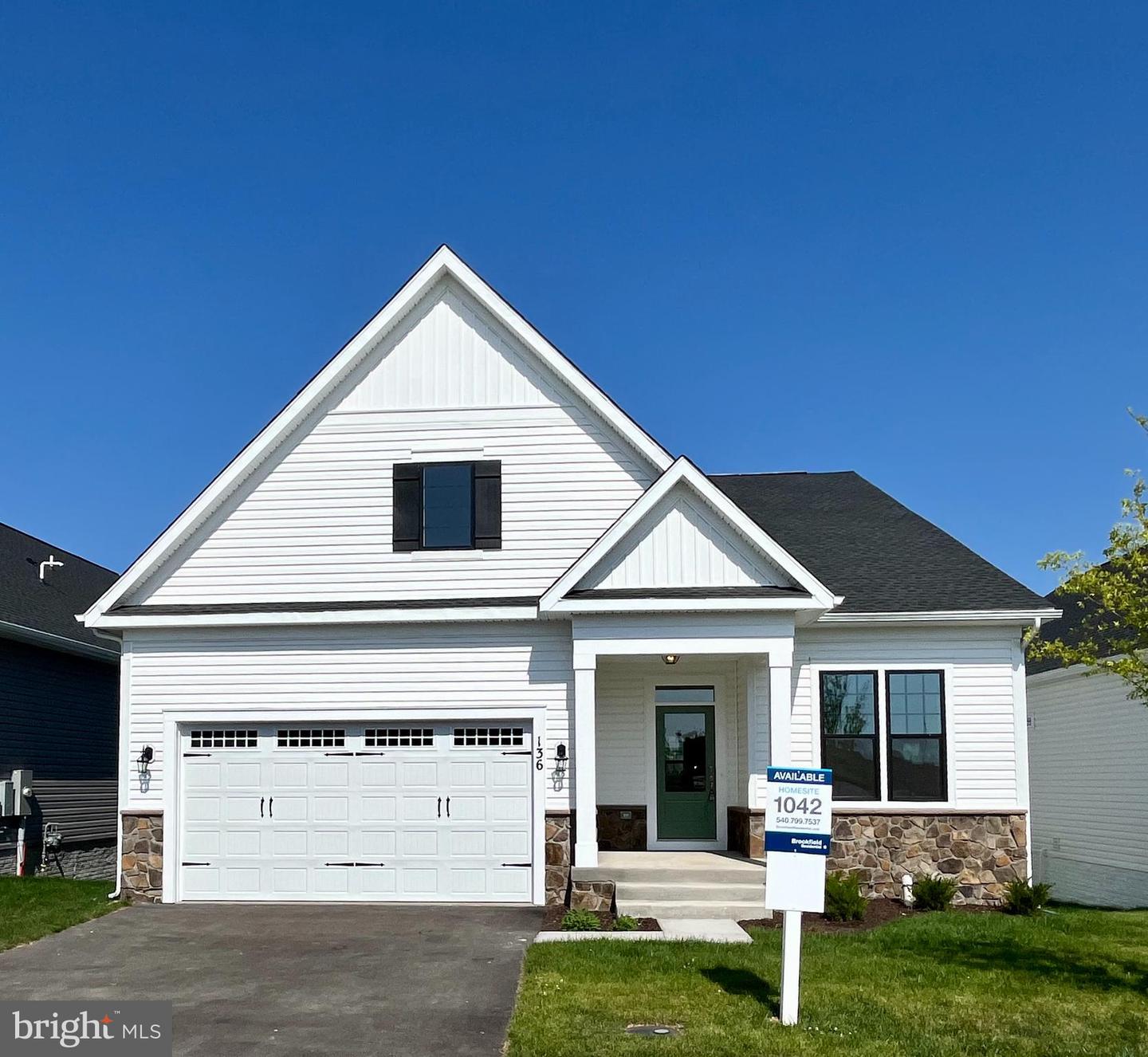 136 MAGPIE, WINCHESTER, Virginia 22603, 4 Bedrooms Bedrooms, ,3 BathroomsBathrooms,Residential,For sale,136 MAGPIE,VAFV2035560 MLS # VAFV2035560