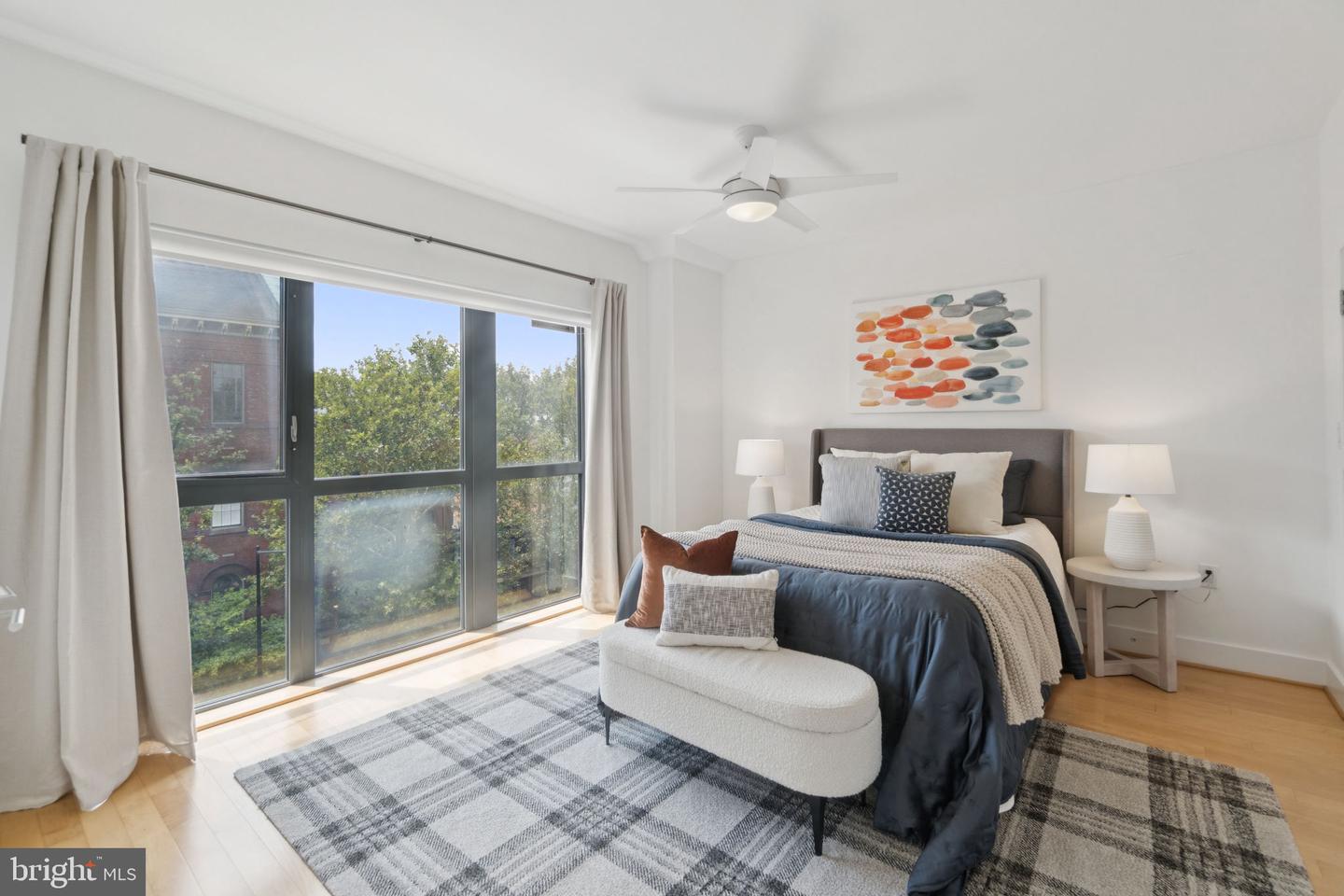 1401 Q ST NW #404, WASHINGTON, District Of Columbia 20009, 2 Bedrooms Bedrooms, ,2 BathroomsBathrooms,Residential,For sale,1401 Q ST NW #404,DCDC2211456 MLS # DCDC2211456