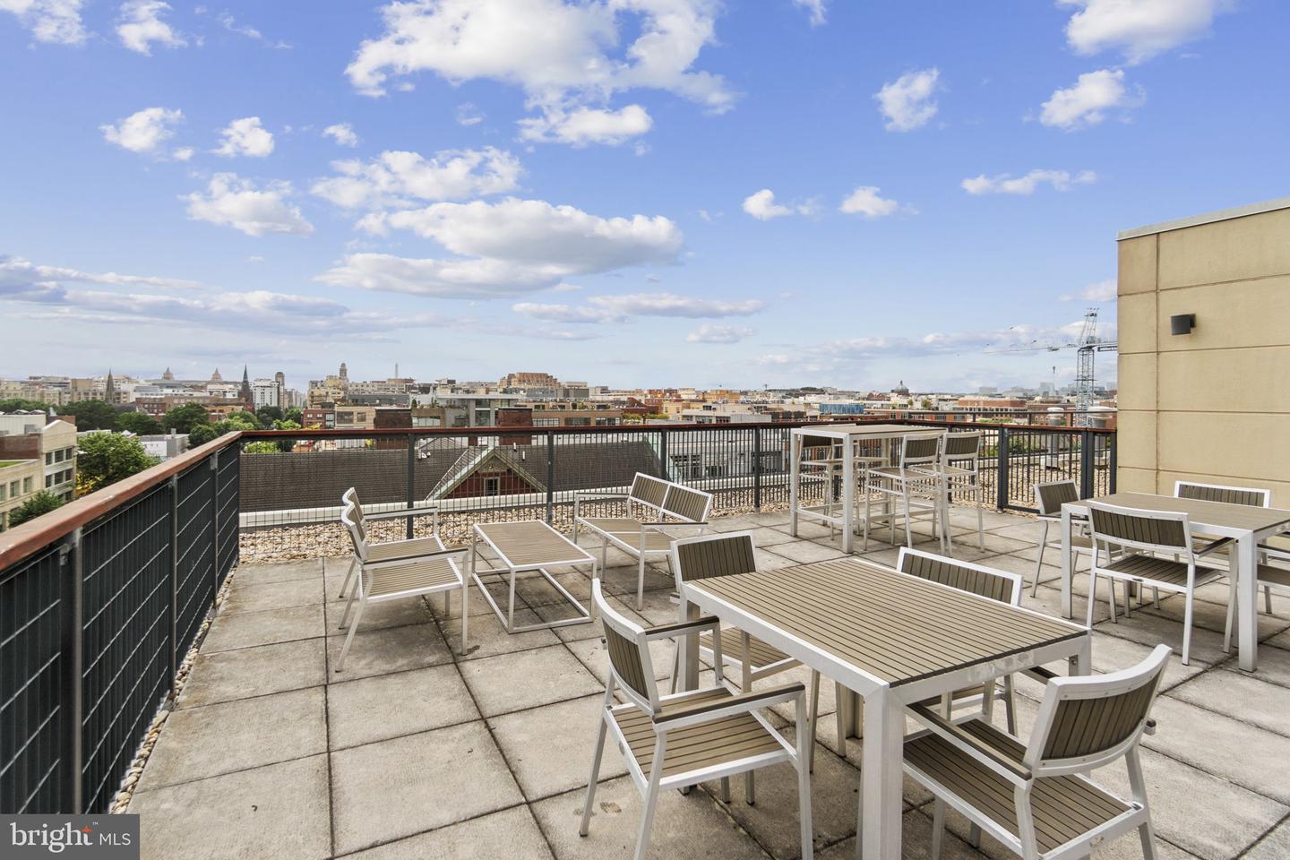 1401 Q ST NW #404, WASHINGTON, District Of Columbia 20009, 2 Bedrooms Bedrooms, ,2 BathroomsBathrooms,Residential,For sale,1401 Q ST NW #404,DCDC2211456 MLS # DCDC2211456