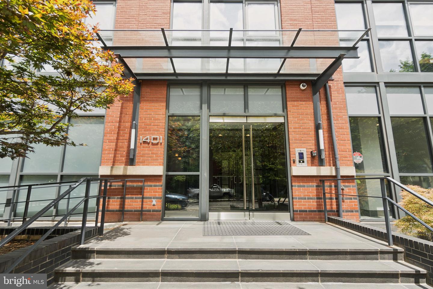 1401 Q ST NW #404, WASHINGTON, District Of Columbia 20009, 2 Bedrooms Bedrooms, ,2 BathroomsBathrooms,Residential,For sale,1401 Q ST NW #404,DCDC2211456 MLS # DCDC2211456