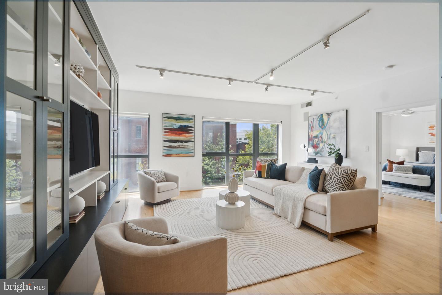1401 Q ST NW #404, WASHINGTON, District Of Columbia 20009, 2 Bedrooms Bedrooms, ,2 BathroomsBathrooms,Residential,For sale,1401 Q ST NW #404,DCDC2211456 MLS # DCDC2211456