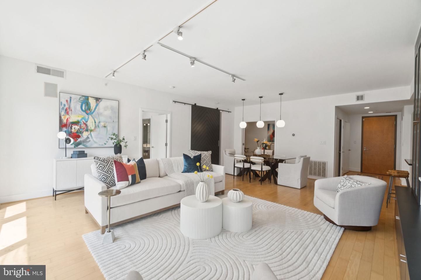 1401 Q ST NW #404, WASHINGTON, District Of Columbia 20009, 2 Bedrooms Bedrooms, ,2 BathroomsBathrooms,Residential,For sale,1401 Q ST NW #404,DCDC2211456 MLS # DCDC2211456