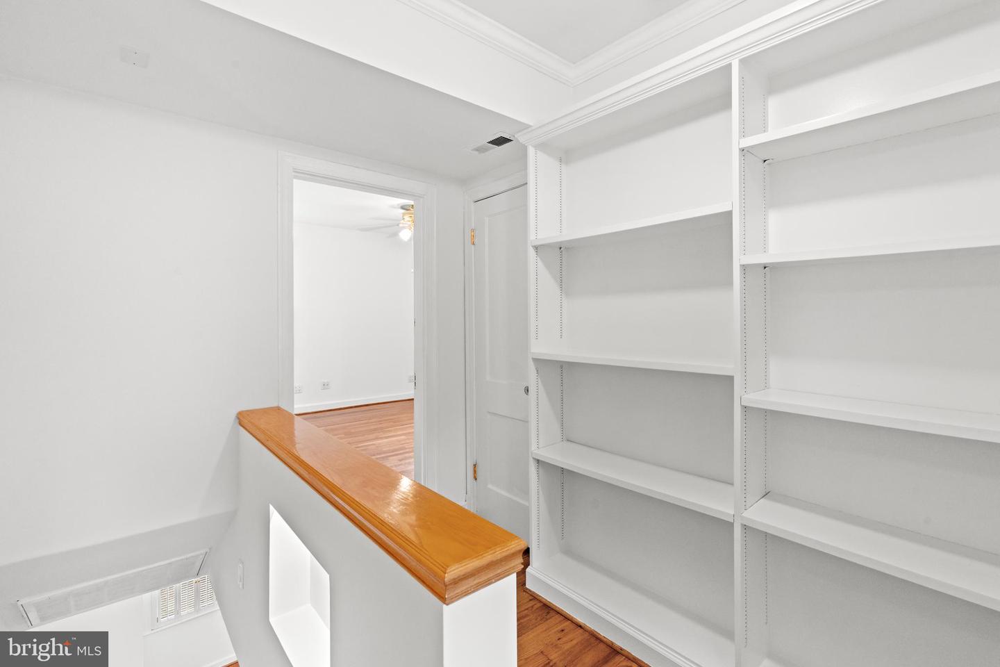 1600 S BARTON ST #751, ARLINGTON, Virginia 22204, 1 Bedroom Bedrooms, ,1 BathroomBathrooms,Residential,For sale,1600 S BARTON ST #751,VAAR2061174 MLS # VAAR2061174