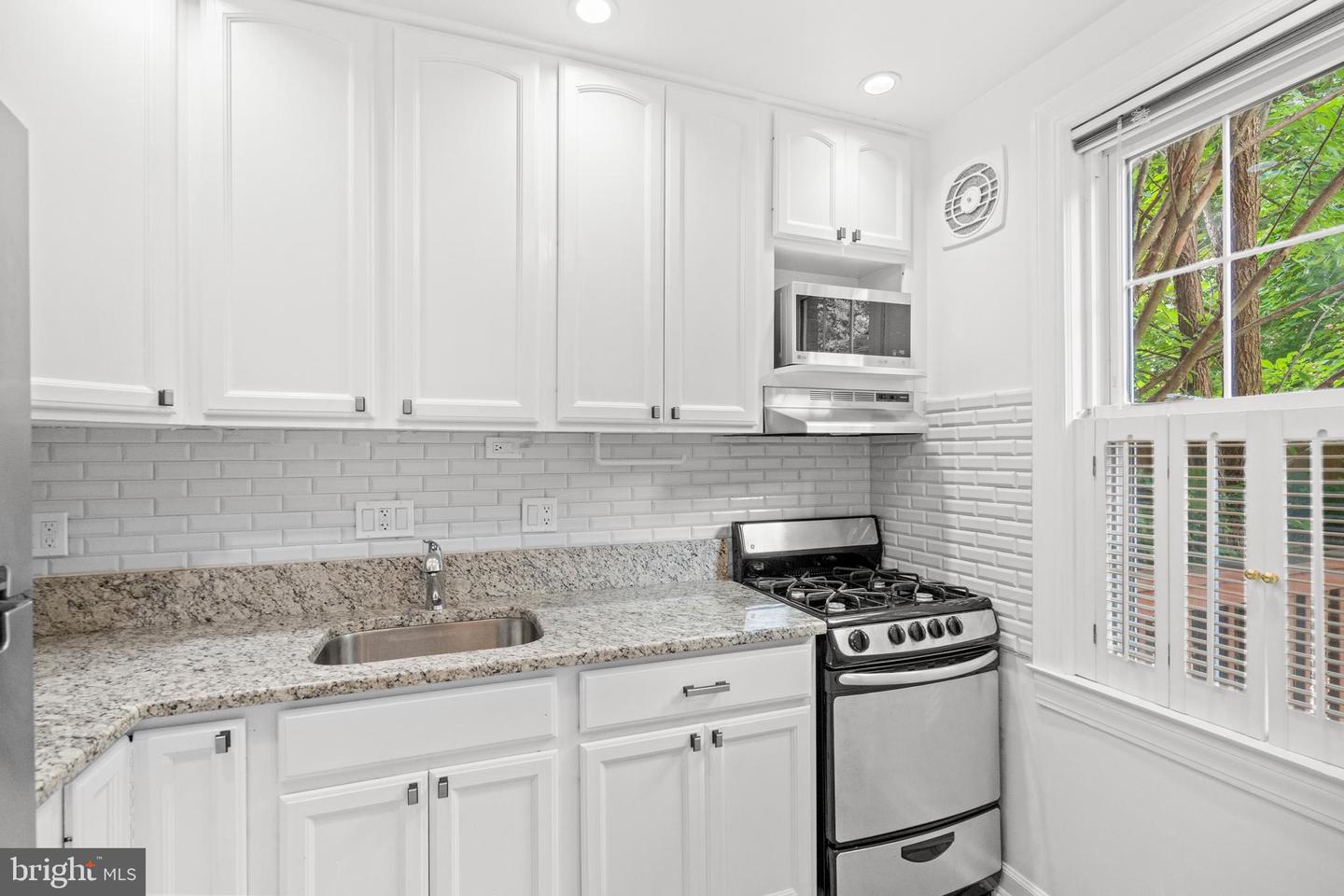 1600 S BARTON ST #751, ARLINGTON, Virginia 22204, 1 Bedroom Bedrooms, ,1 BathroomBathrooms,Residential,For sale,1600 S BARTON ST #751,VAAR2061174 MLS # VAAR2061174