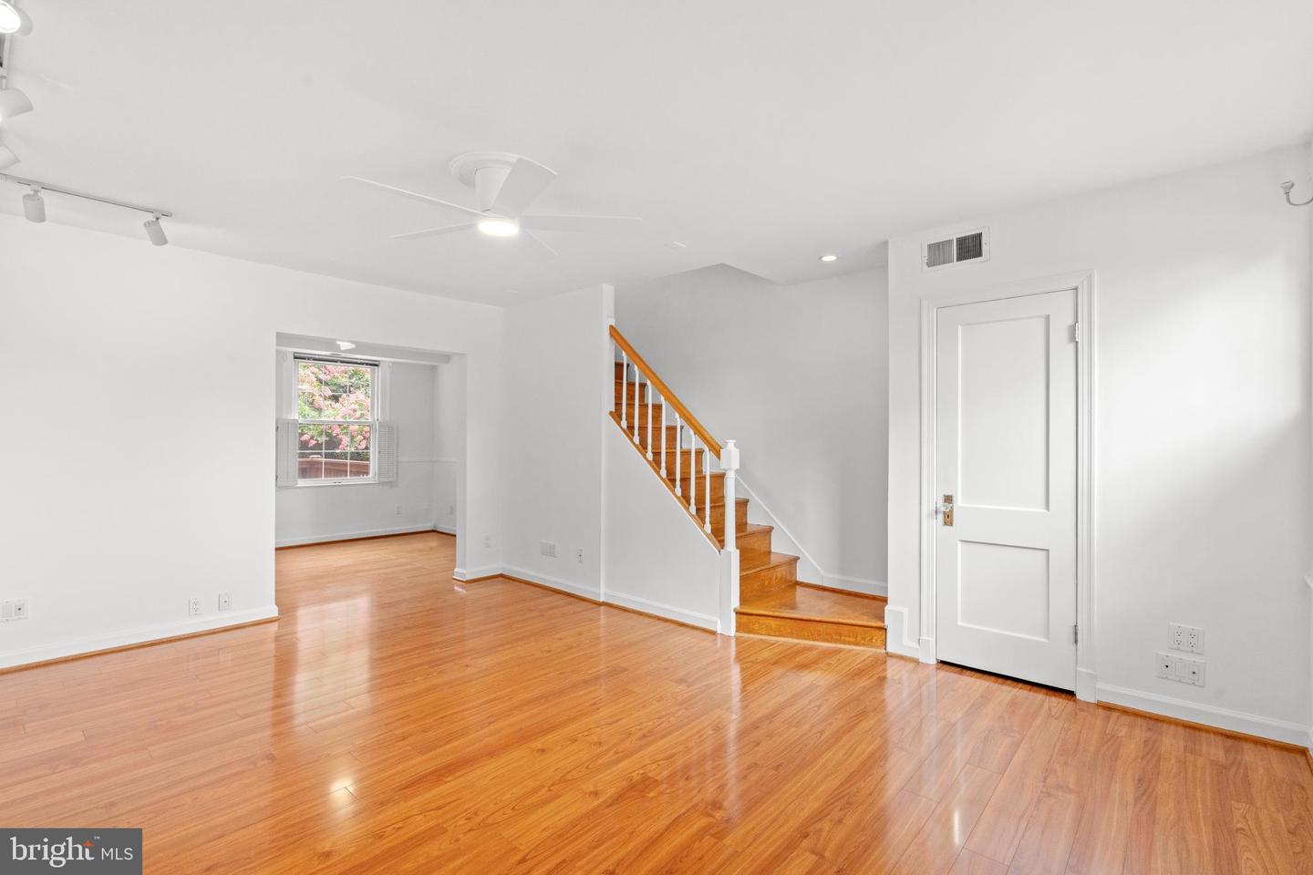 1600 S BARTON ST #751, ARLINGTON, Virginia 22204, 1 Bedroom Bedrooms, ,1 BathroomBathrooms,Residential,For sale,1600 S BARTON ST #751,VAAR2061174 MLS # VAAR2061174