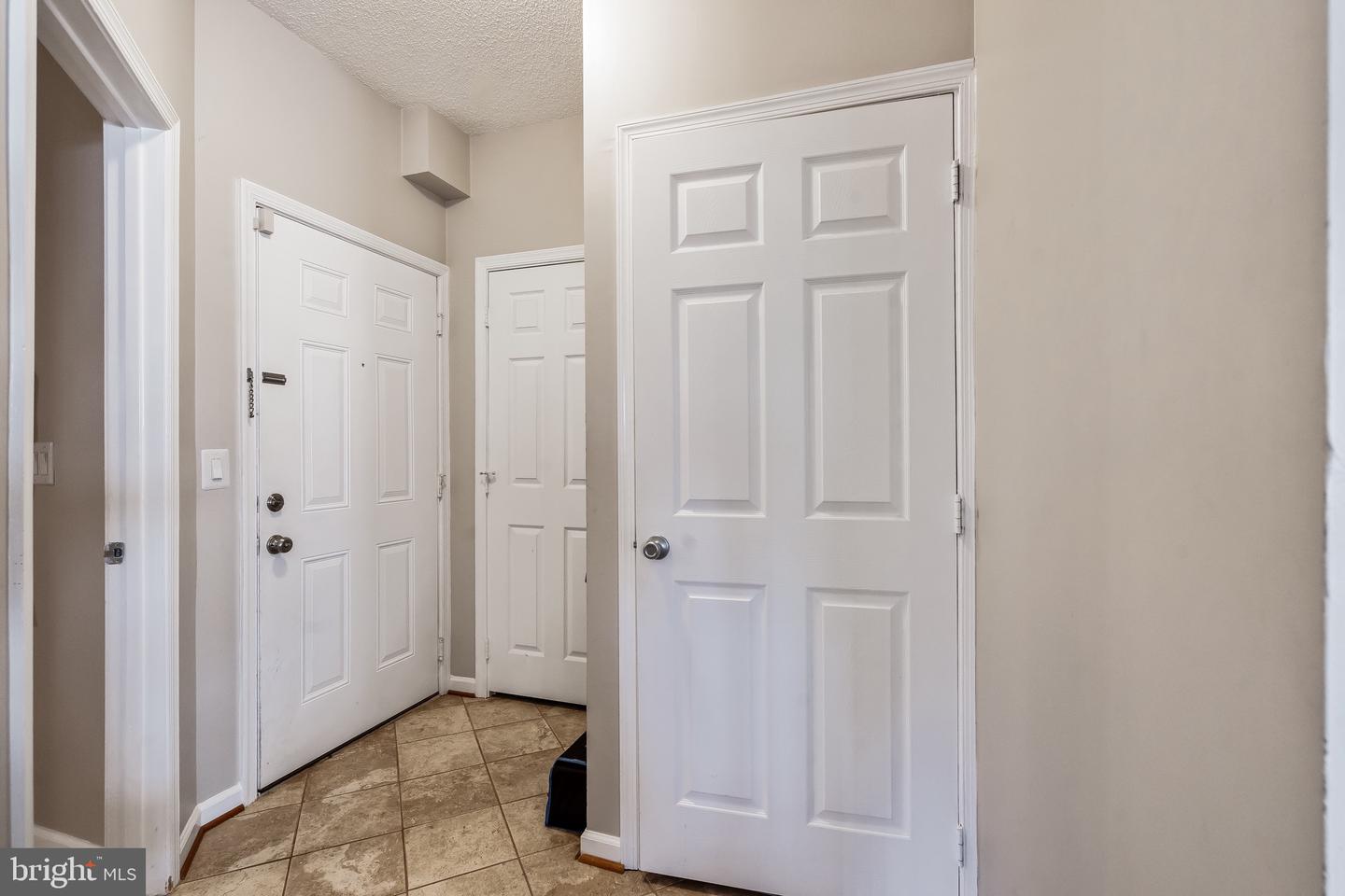 14301 GRAPE HOLLY GRV #36, CENTREVILLE, Virginia 20121, 2 Bedrooms Bedrooms, ,2 BathroomsBathrooms,Residential,For sale,14301 GRAPE HOLLY GRV #36,VAFX2256754 MLS # VAFX2256754