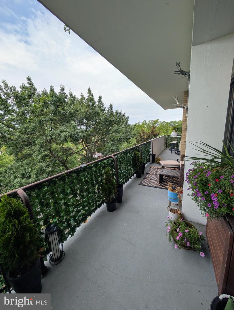 3601 WISCONSIN AVE NW #502, WASHINGTON, District Of Columbia 20016, 1 Bedroom Bedrooms, ,1 BathroomBathrooms,Residential,For sale,3601 WISCONSIN AVE NW #502,DCDC2211464 MLS # DCDC2211464