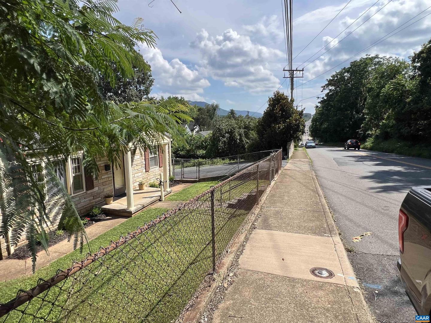1320 AVON ST, CHARLOTTESVILLE, Virginia 22902, 2 Bedrooms Bedrooms, ,1 BathroomBathrooms,Residential,For sale,1320 AVON ST,666985 MLS # 666985