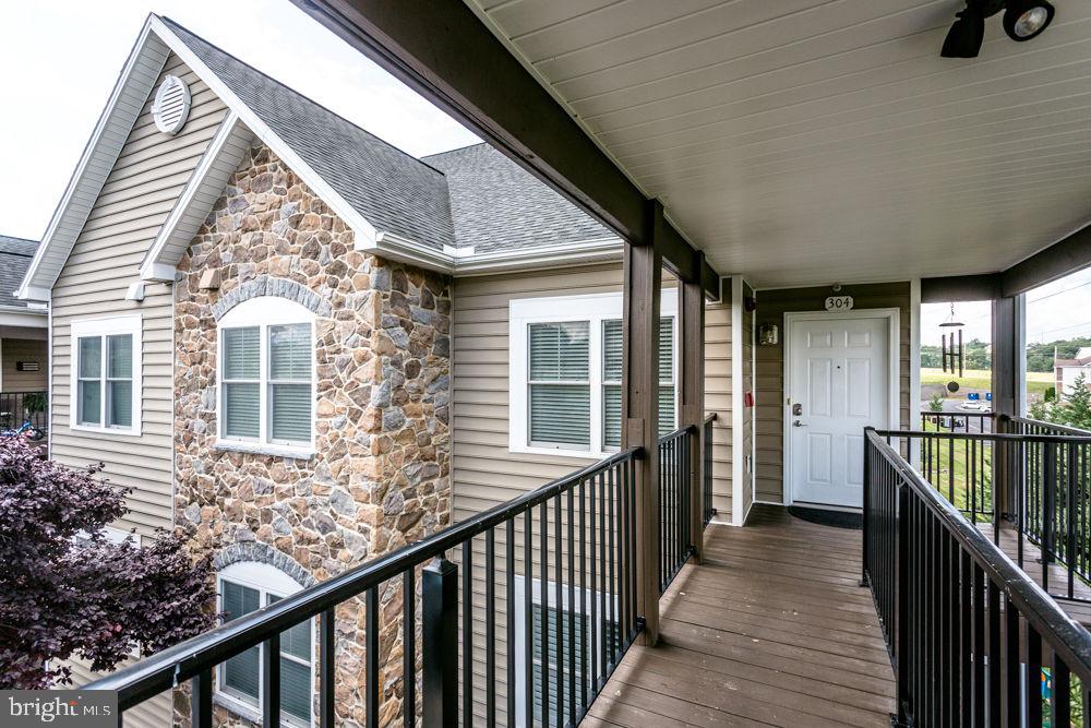 1290 CONSTITUTION CT #304, HARRISONBURG, Virginia 22802, 3 Bedrooms Bedrooms, ,3 BathroomsBathrooms,Residential,For sale,1290 CONSTITUTION CT #304,VAHC2000452 MLS # VAHC2000452