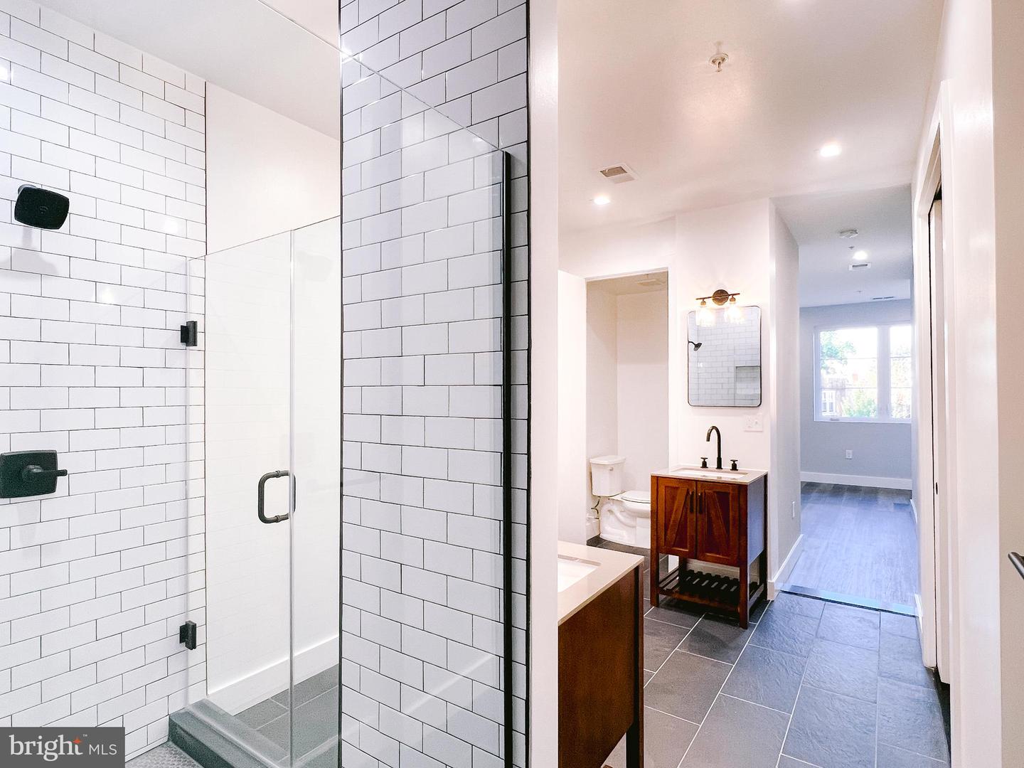 1266 HOLBROOK TER NE #UPPER UNIT, WASHINGTON, District Of Columbia 20002, 2 Bedrooms Bedrooms, ,3 BathroomsBathrooms,Residential,For sale,1266 HOLBROOK TER NE #UPPER UNIT,DCDC2211510 MLS # DCDC2211510
