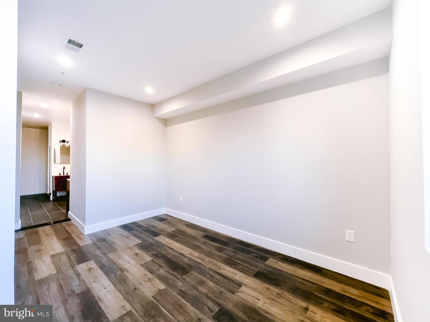 1266 HOLBROOK TER NE #UPPER UNIT, WASHINGTON, District Of Columbia 20002, 2 Bedrooms Bedrooms, ,3 BathroomsBathrooms,Residential,For sale,1266 HOLBROOK TER NE #UPPER UNIT,DCDC2211510 MLS # DCDC2211510