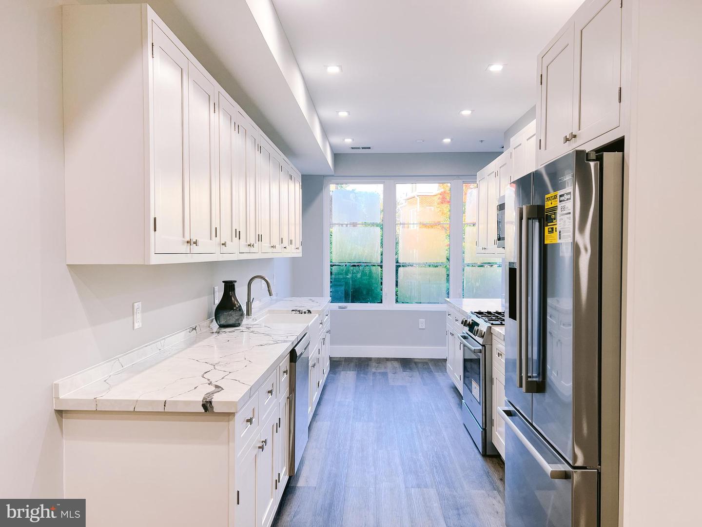 1266 HOLBROOK TER NE #UPPER UNIT, WASHINGTON, District Of Columbia 20002, 2 Bedrooms Bedrooms, ,3 BathroomsBathrooms,Residential,For sale,1266 HOLBROOK TER NE #UPPER UNIT,DCDC2211510 MLS # DCDC2211510