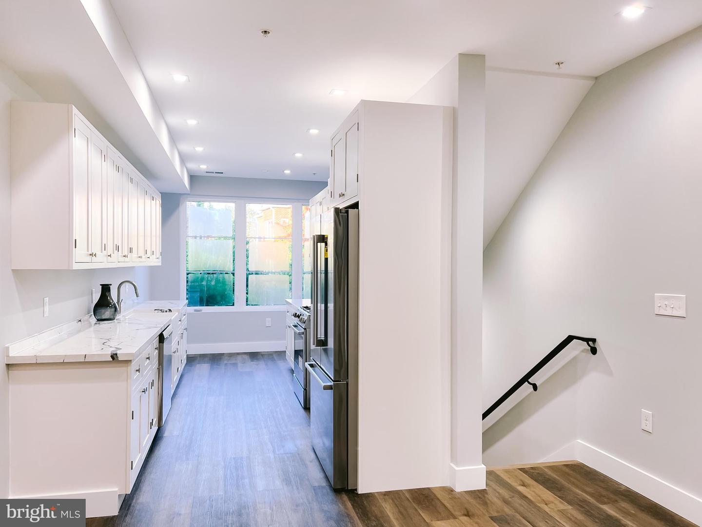 1266 HOLBROOK TER NE #UPPER UNIT, WASHINGTON, District Of Columbia 20002, 2 Bedrooms Bedrooms, ,3 BathroomsBathrooms,Residential,For sale,1266 HOLBROOK TER NE #UPPER UNIT,DCDC2211510 MLS # DCDC2211510