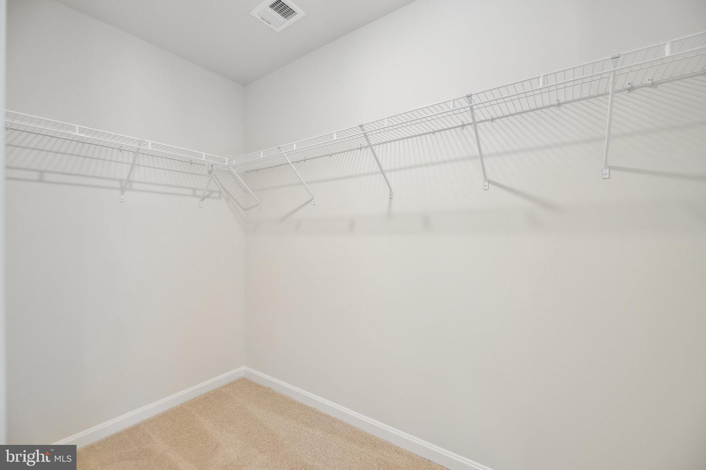 114 HEMPHILL ST, STEPHENS CITY, Virginia 22655, 4 Bedrooms Bedrooms, ,2 BathroomsBathrooms,Residential,For sale,114 HEMPHILL ST,VAFV2035568 MLS # VAFV2035568
