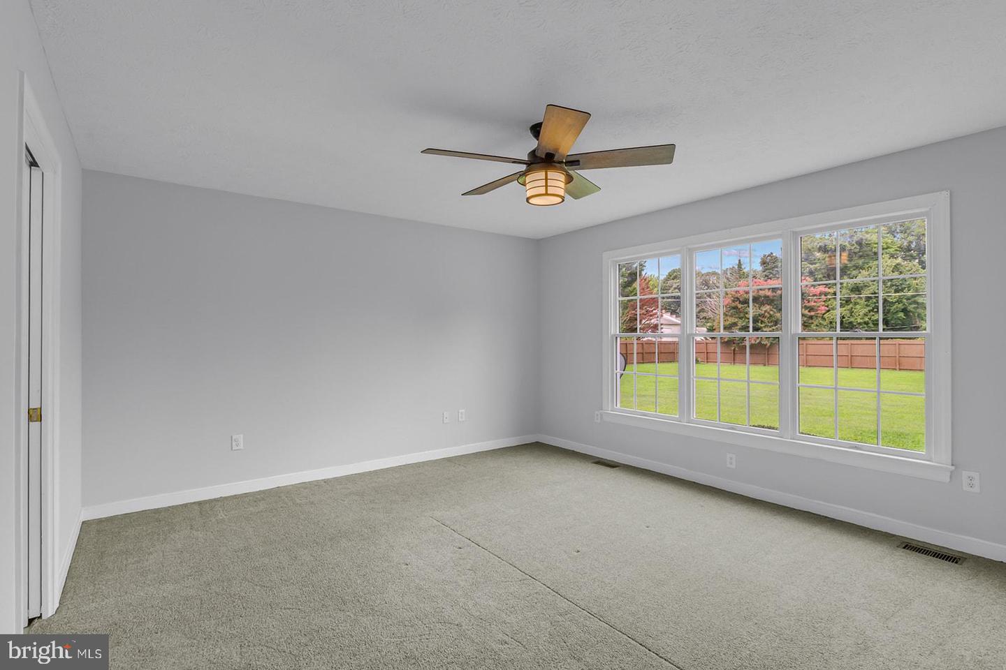 47 ROSEBERRY LN, URBANNA, Virginia 23175, 3 Bedrooms Bedrooms, 8 Rooms Rooms,3 BathroomsBathrooms,Residential,For sale,47 ROSEBERRY LN,VAMX2000224 MLS # VAMX2000224