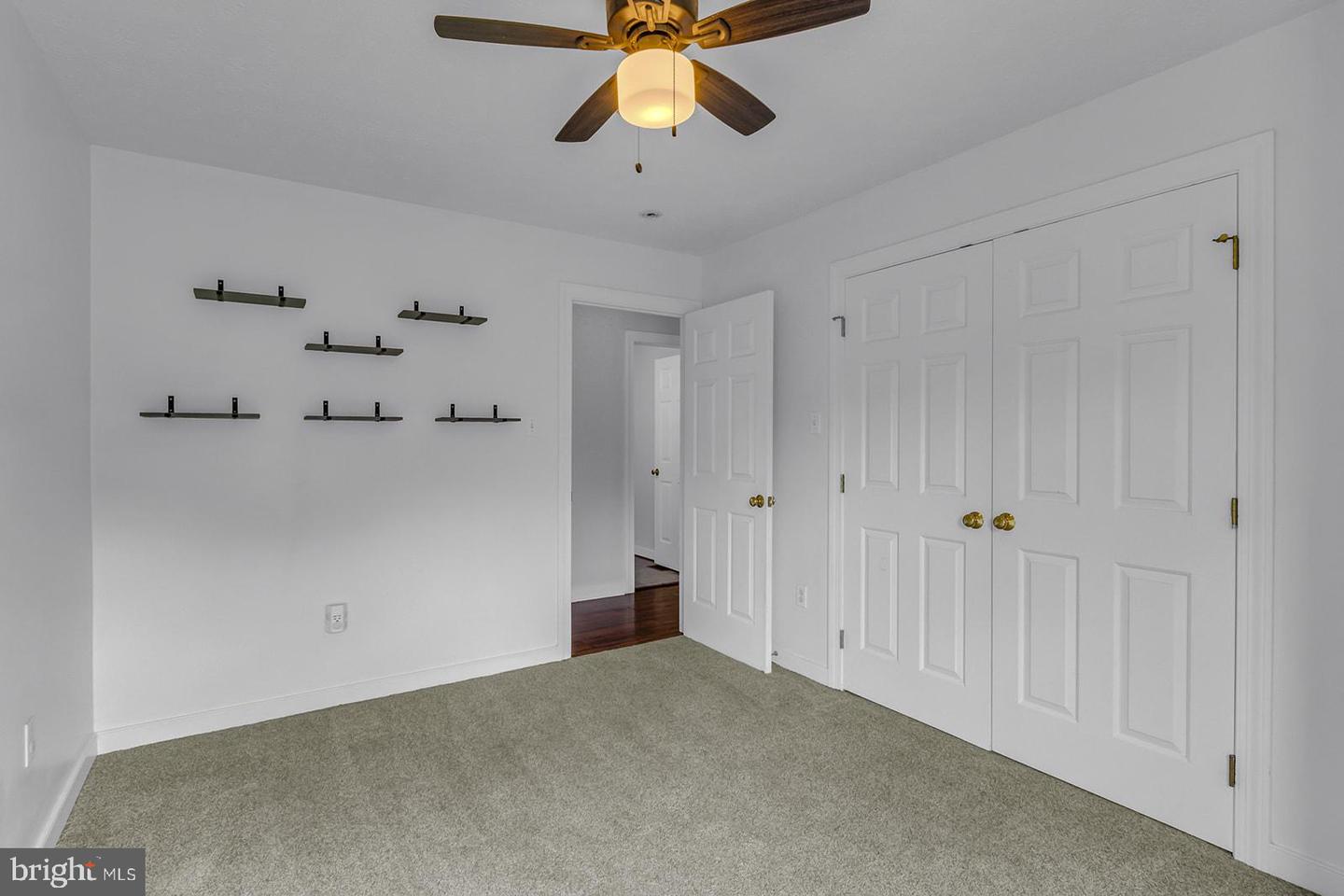 47 ROSEBERRY LN, URBANNA, Virginia 23175, 3 Bedrooms Bedrooms, 8 Rooms Rooms,3 BathroomsBathrooms,Residential,For sale,47 ROSEBERRY LN,VAMX2000224 MLS # VAMX2000224