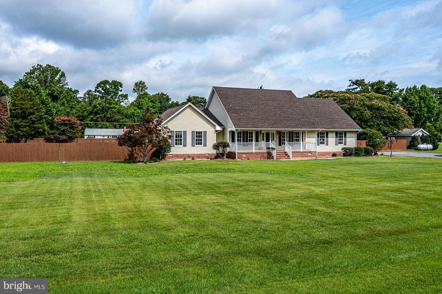 47 ROSEBERRY LN, URBANNA, Virginia 23175, 3 Bedrooms Bedrooms, 8 Rooms Rooms,3 BathroomsBathrooms,Residential,For sale,47 ROSEBERRY LN,VAMX2000224 MLS # VAMX2000224