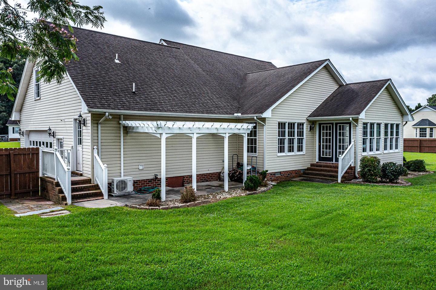47 ROSEBERRY LN, URBANNA, Virginia 23175, 3 Bedrooms Bedrooms, 8 Rooms Rooms,3 BathroomsBathrooms,Residential,For sale,47 ROSEBERRY LN,VAMX2000224 MLS # VAMX2000224