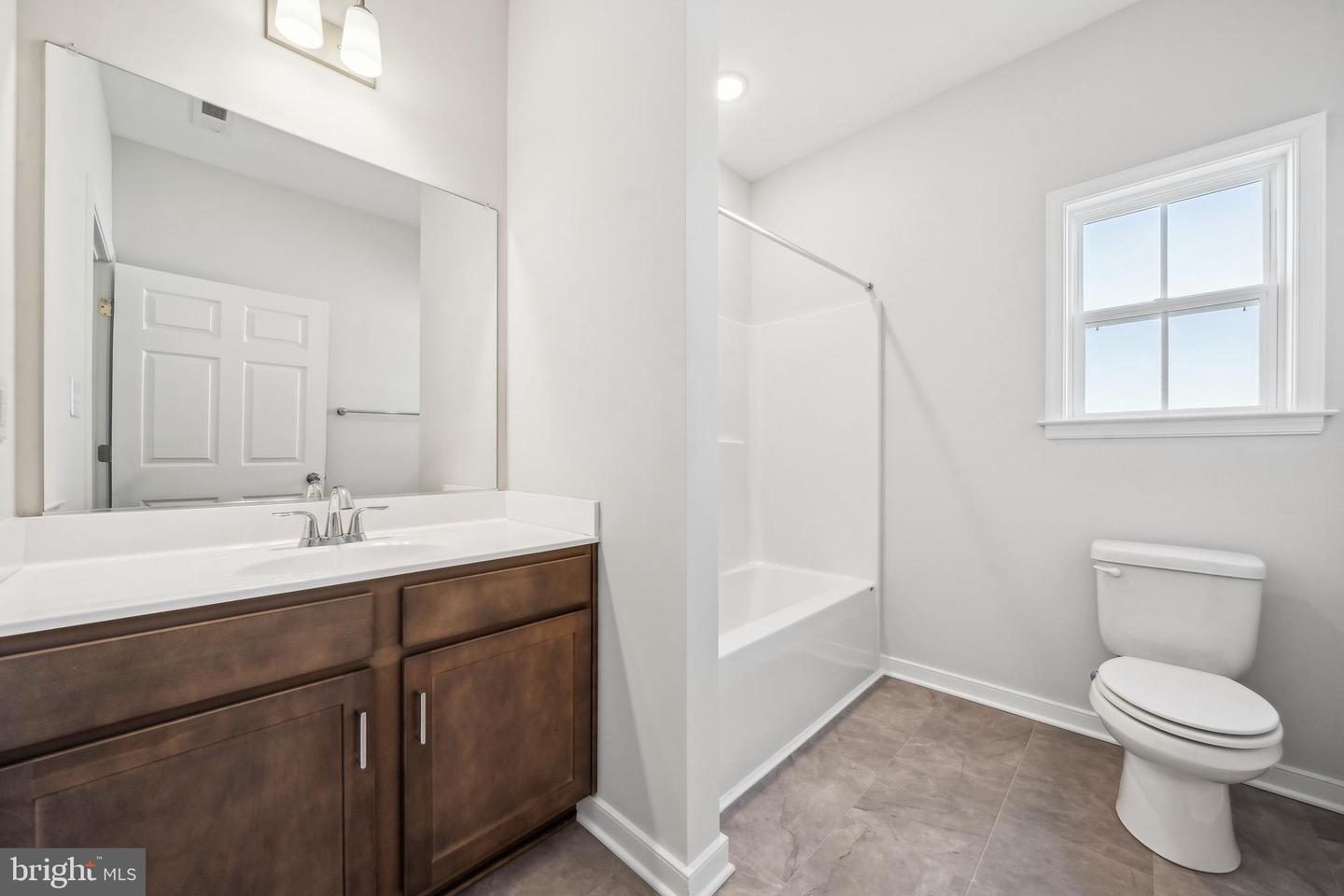 130 LOGAN WAY, TAPPAHANNOCK, Virginia 22560, 2 Bedrooms Bedrooms, 6 Rooms Rooms,2 BathroomsBathrooms,Residential,For sale,130 LOGAN WAY,VAES2000944 MLS # VAES2000944