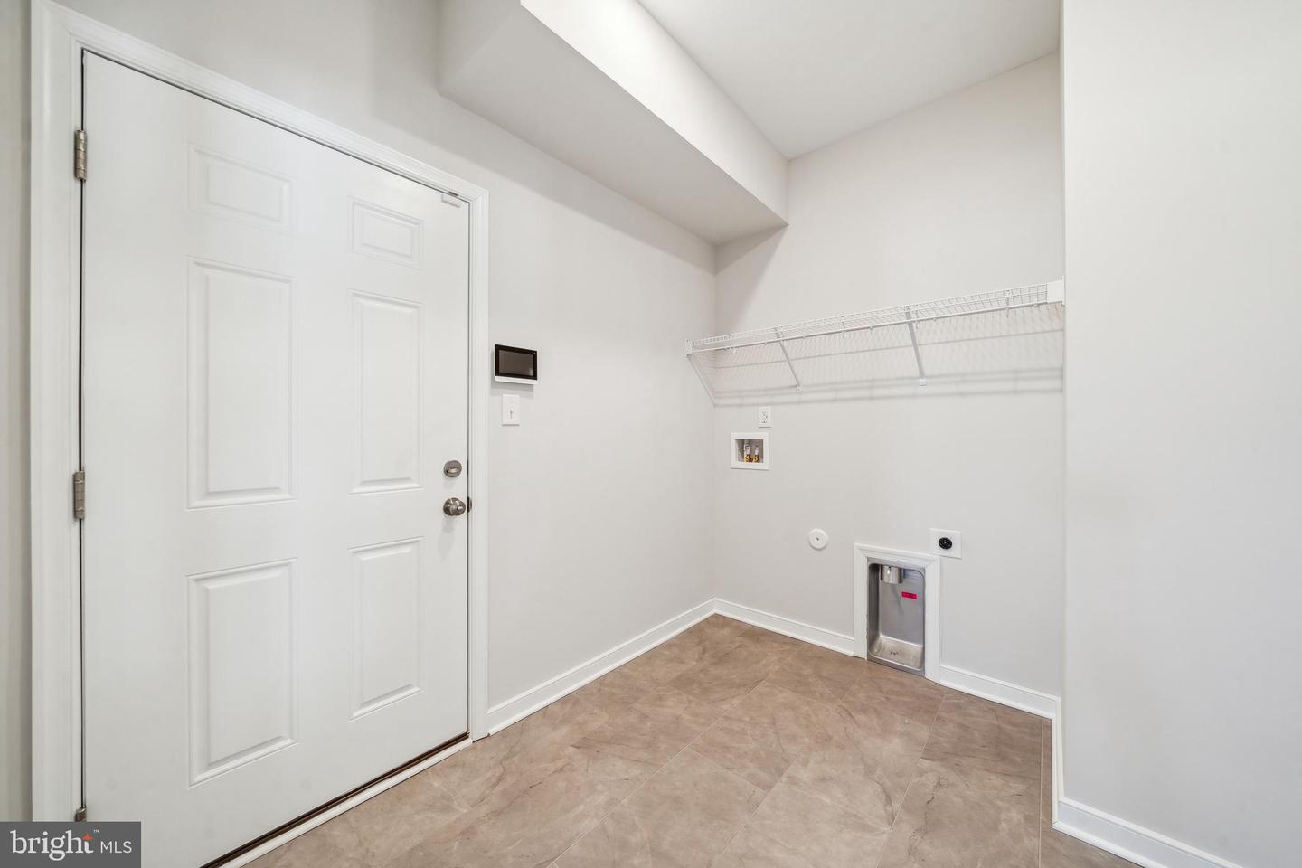 130 LOGAN WAY, TAPPAHANNOCK, Virginia 22560, 2 Bedrooms Bedrooms, 6 Rooms Rooms,2 BathroomsBathrooms,Residential,For sale,130 LOGAN WAY,VAES2000944 MLS # VAES2000944
