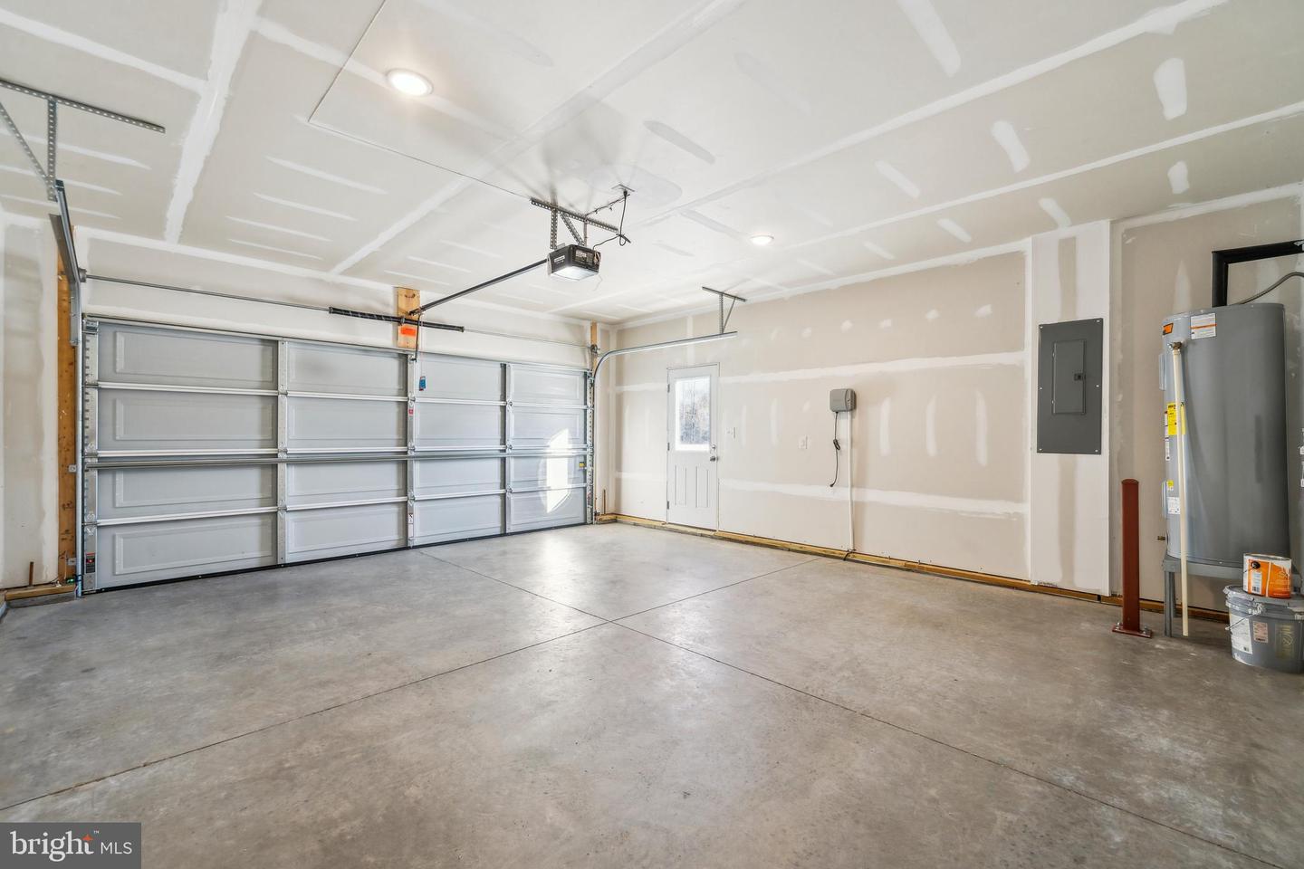 130 LOGAN WAY, TAPPAHANNOCK, Virginia 22560, 2 Bedrooms Bedrooms, 6 Rooms Rooms,2 BathroomsBathrooms,Residential,For sale,130 LOGAN WAY,VAES2000944 MLS # VAES2000944