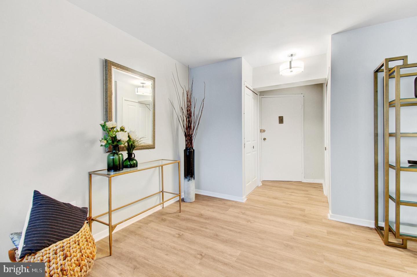 5410 CONNECTICUT AVE NW #206, WASHINGTON, District Of Columbia 20015, 2 Bedrooms Bedrooms, ,1 BathroomBathrooms,Residential,For sale,5410 CONNECTICUT AVE NW #206,DCDC2211522 MLS # DCDC2211522