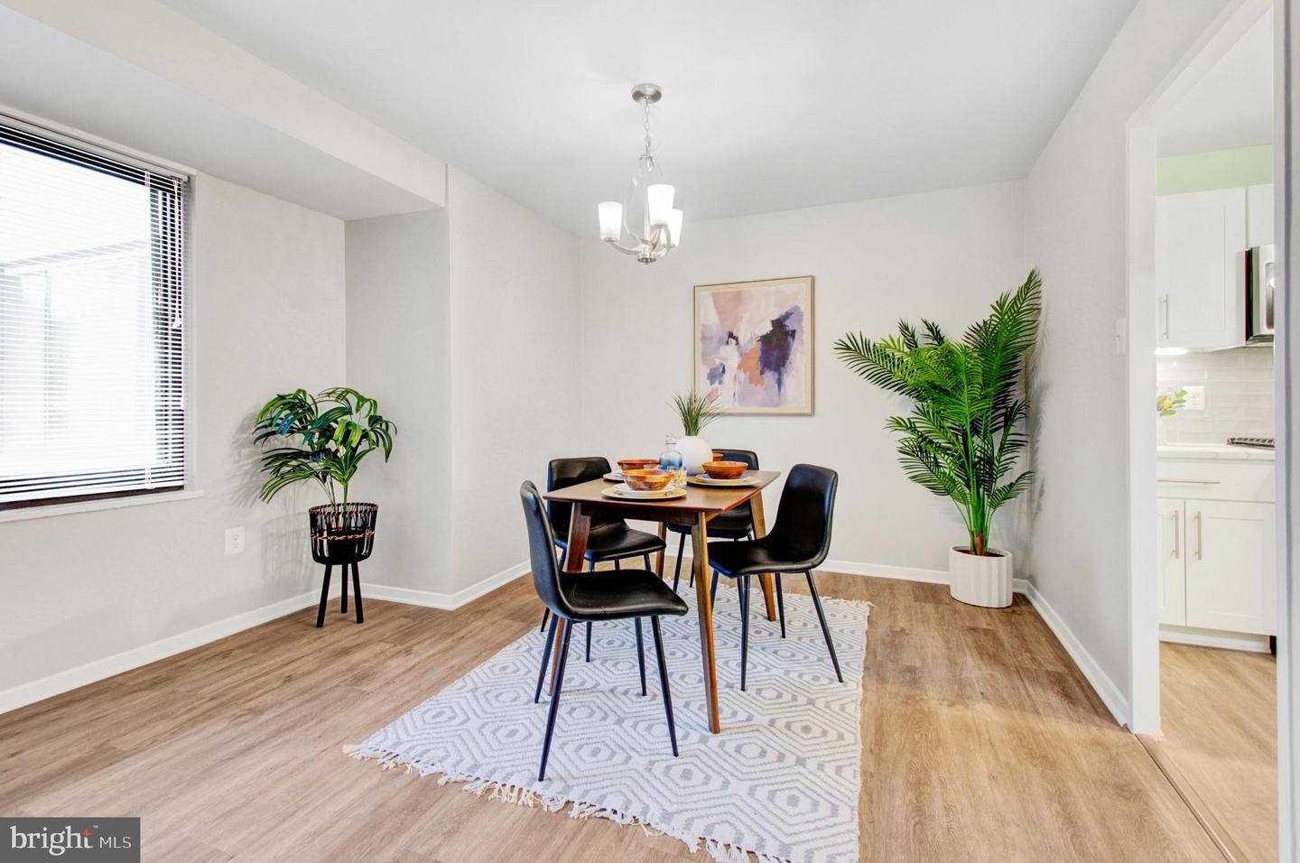 5410 CONNECTICUT AVE NW #206, WASHINGTON, District Of Columbia 20015, 2 Bedrooms Bedrooms, ,1 BathroomBathrooms,Residential,For sale,5410 CONNECTICUT AVE NW #206,DCDC2211522 MLS # DCDC2211522