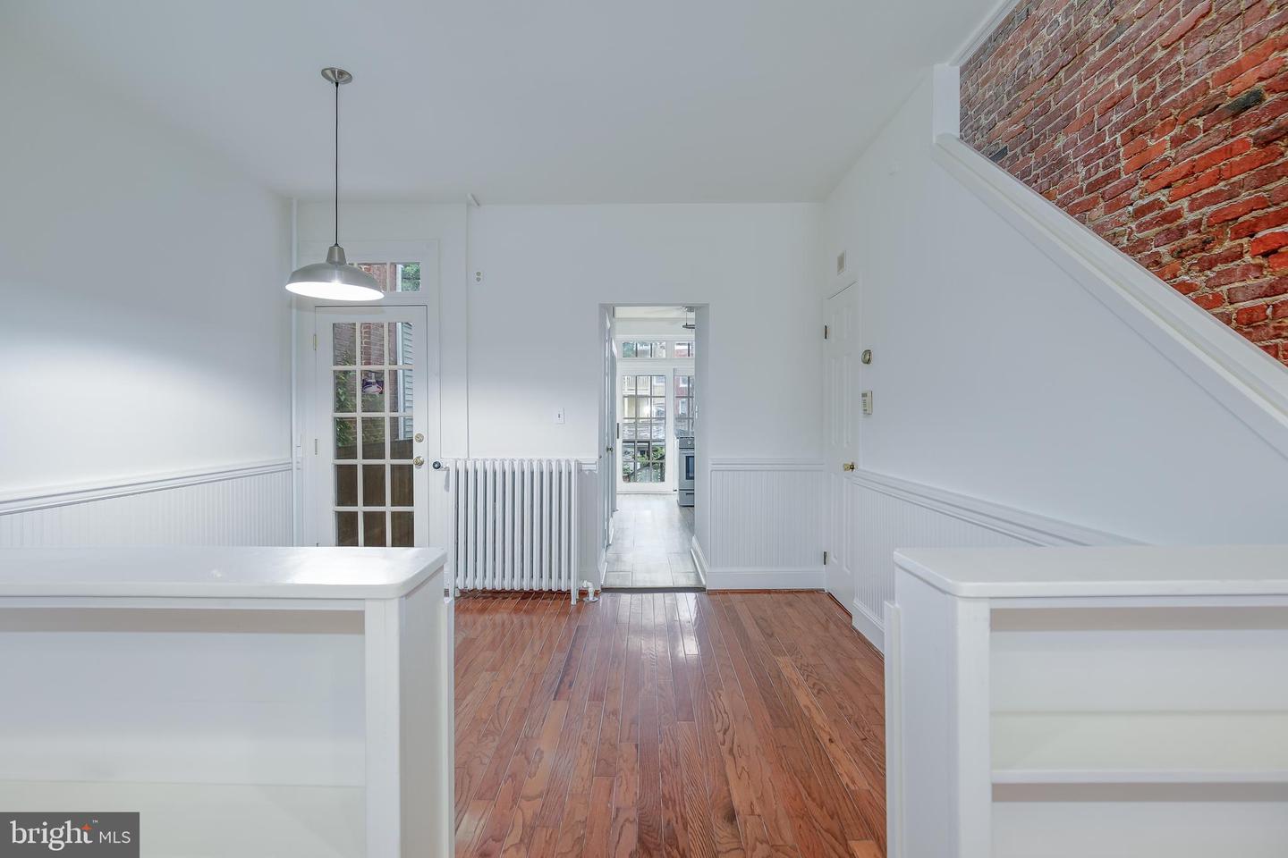 323 14TH ST NE, WASHINGTON, District Of Columbia 20002, 3 Bedrooms Bedrooms, ,1 BathroomBathrooms,Residential,For sale,323 14TH ST NE,DCDC2211528 MLS # DCDC2211528