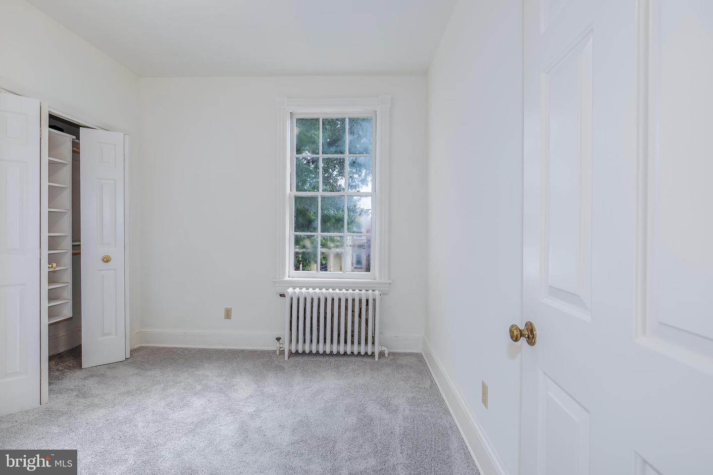 323 14TH ST NE, WASHINGTON, District Of Columbia 20002, 3 Bedrooms Bedrooms, ,1 BathroomBathrooms,Residential,For sale,323 14TH ST NE,DCDC2211528 MLS # DCDC2211528
