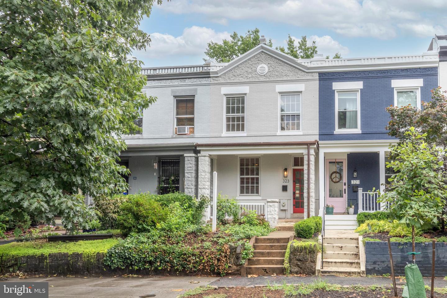 323 14TH ST NE, WASHINGTON, District Of Columbia 20002, 3 Bedrooms Bedrooms, ,1 BathroomBathrooms,Residential,For sale,323 14TH ST NE,DCDC2211528 MLS # DCDC2211528