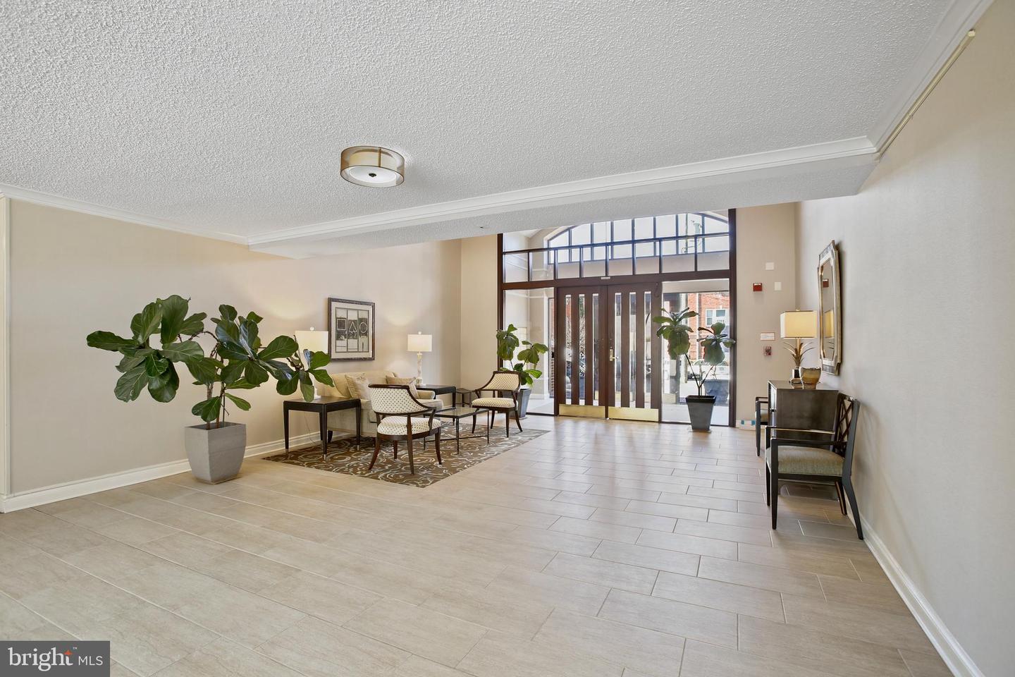 800 S SAINT ASAPH ST #403, ALEXANDRIA, Virginia 22314, 1 Bedroom Bedrooms, ,1 BathroomBathrooms,Residential,For sale,800 S SAINT ASAPH ST #403,VAAX2047712 MLS # VAAX2047712