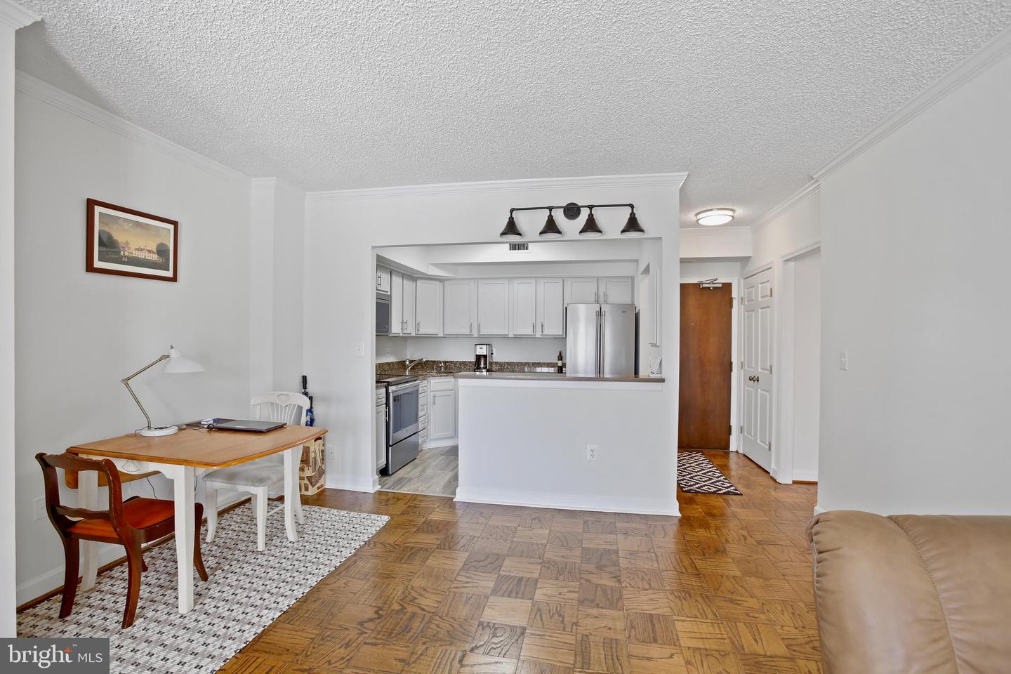 800 S SAINT ASAPH ST #403, ALEXANDRIA, Virginia 22314, 1 Bedroom Bedrooms, ,1 BathroomBathrooms,Residential,For sale,800 S SAINT ASAPH ST #403,VAAX2047712 MLS # VAAX2047712