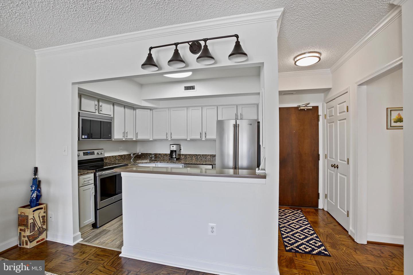 800 S SAINT ASAPH ST #403, ALEXANDRIA, Virginia 22314, 1 Bedroom Bedrooms, ,1 BathroomBathrooms,Residential,For sale,800 S SAINT ASAPH ST #403,VAAX2047712 MLS # VAAX2047712