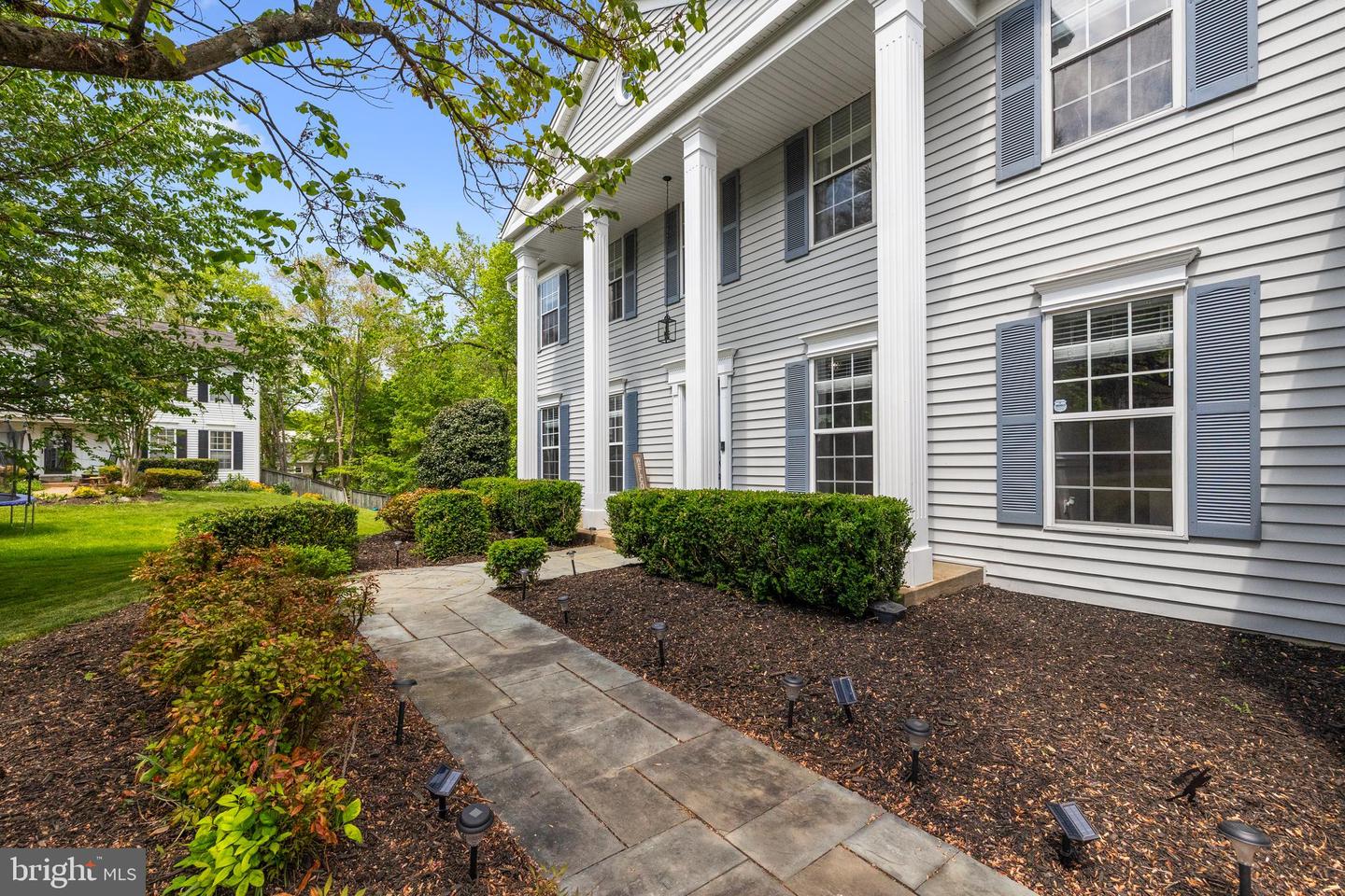 12314 VALLEY HIGH RD, HERNDON, Virginia 20170, 5 Bedrooms Bedrooms, ,2 BathroomsBathrooms,Residential,For sale,12314 VALLEY HIGH RD,VAFX2256810 MLS # VAFX2256810