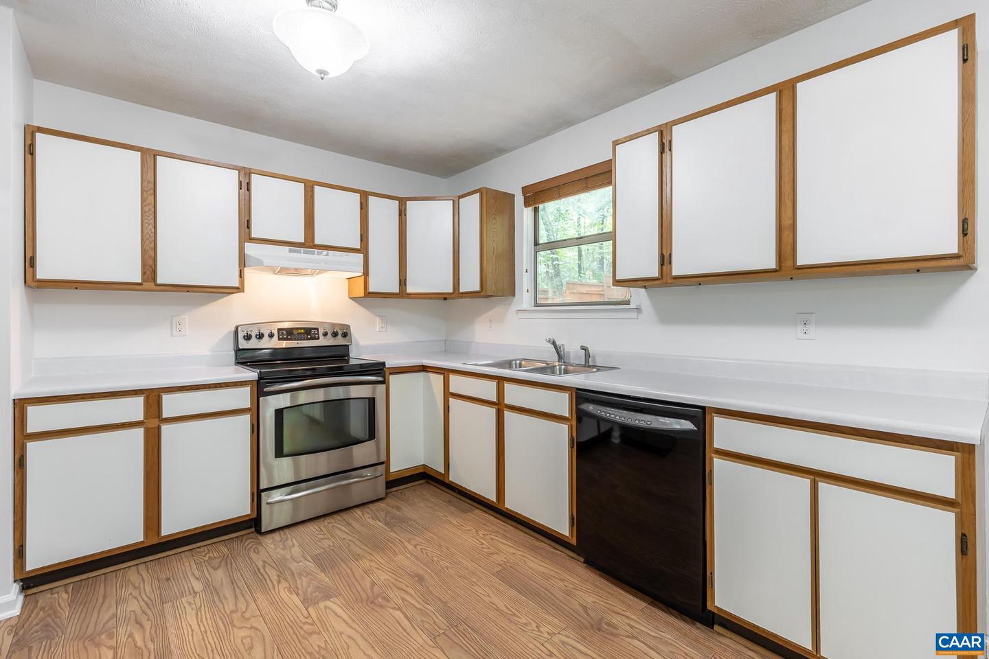 189 TALL PINES DR, STANARDSVILLE, Virginia 22973, 3 Bedrooms Bedrooms, ,1 BathroomBathrooms,Residential,For sale,189 TALL PINES DR,667000 MLS # 667000
