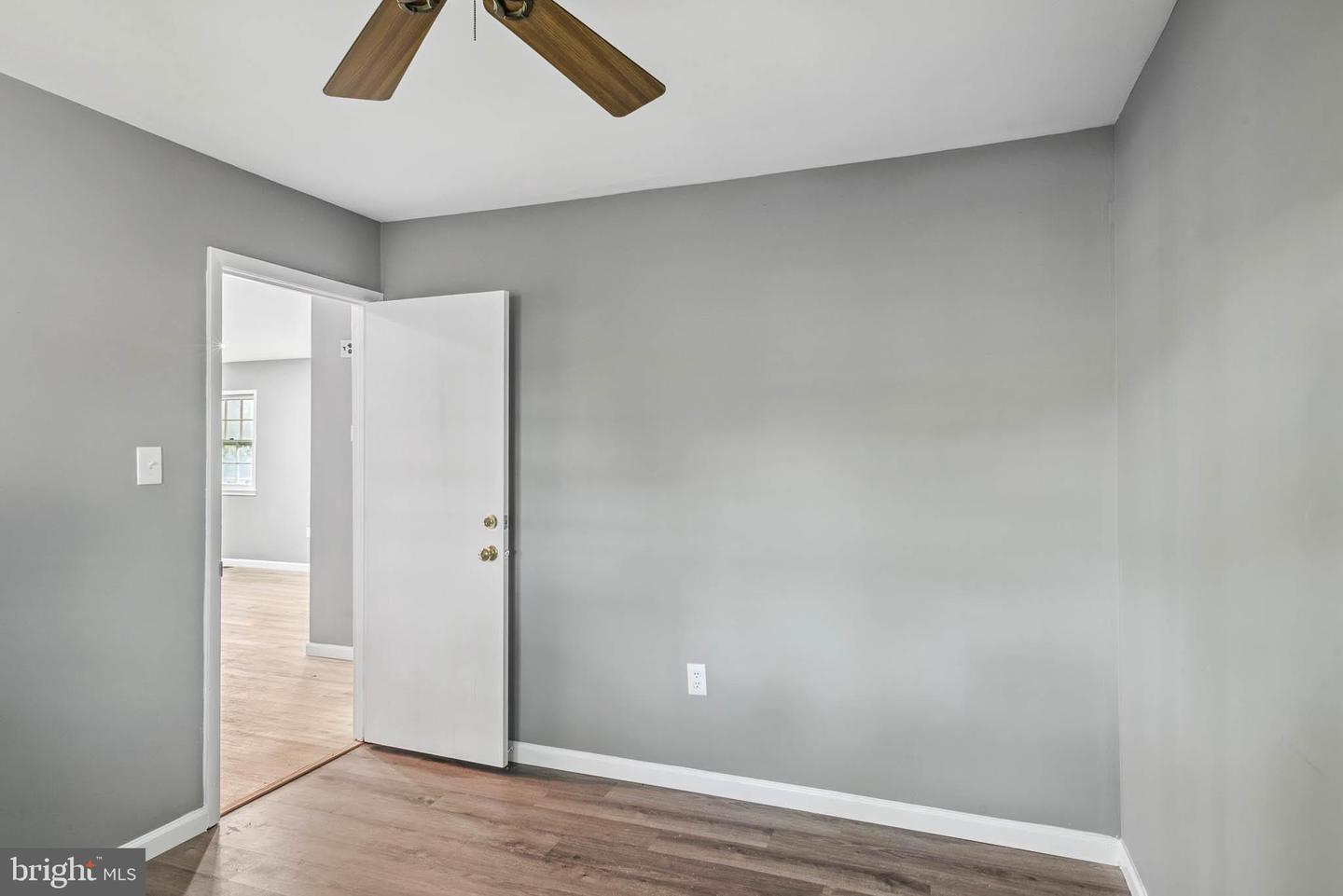 4307 KENWOOD DR, WOODBRIDGE, Virginia 22193, 4 Bedrooms Bedrooms, ,2 BathroomsBathrooms,Residential,For sale,4307 KENWOOD DR,VAPW2099730 MLS # VAPW2099730