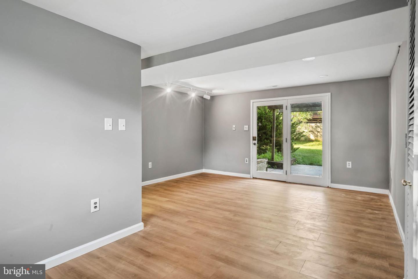 4307 KENWOOD DR, WOODBRIDGE, Virginia 22193, 4 Bedrooms Bedrooms, ,2 BathroomsBathrooms,Residential,For sale,4307 KENWOOD DR,VAPW2099730 MLS # VAPW2099730