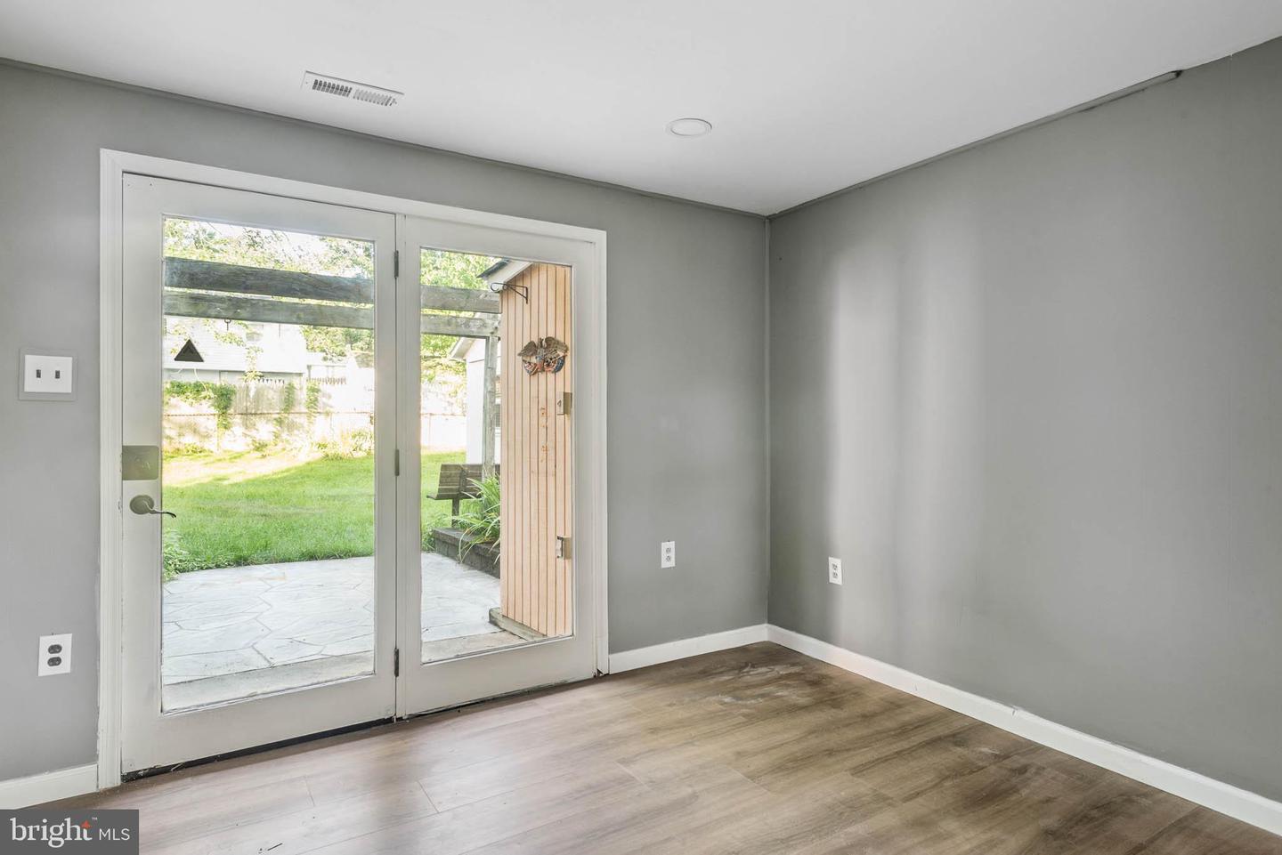 4307 KENWOOD DR, WOODBRIDGE, Virginia 22193, 4 Bedrooms Bedrooms, ,2 BathroomsBathrooms,Residential,For sale,4307 KENWOOD DR,VAPW2099730 MLS # VAPW2099730