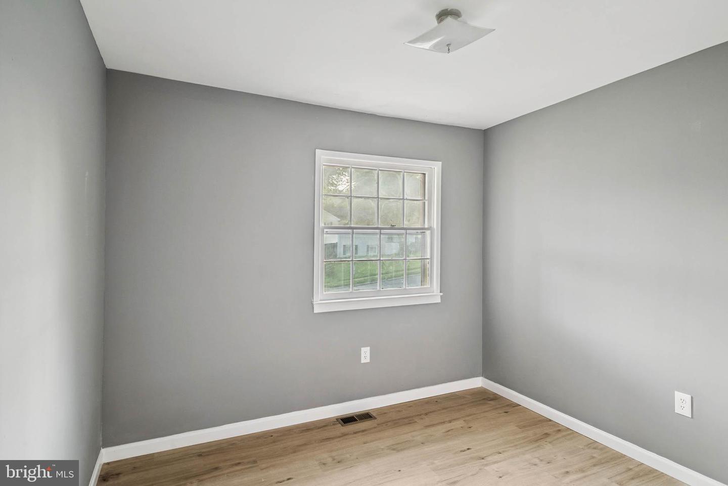 4307 KENWOOD DR, WOODBRIDGE, Virginia 22193, 4 Bedrooms Bedrooms, ,2 BathroomsBathrooms,Residential,For sale,4307 KENWOOD DR,VAPW2099730 MLS # VAPW2099730