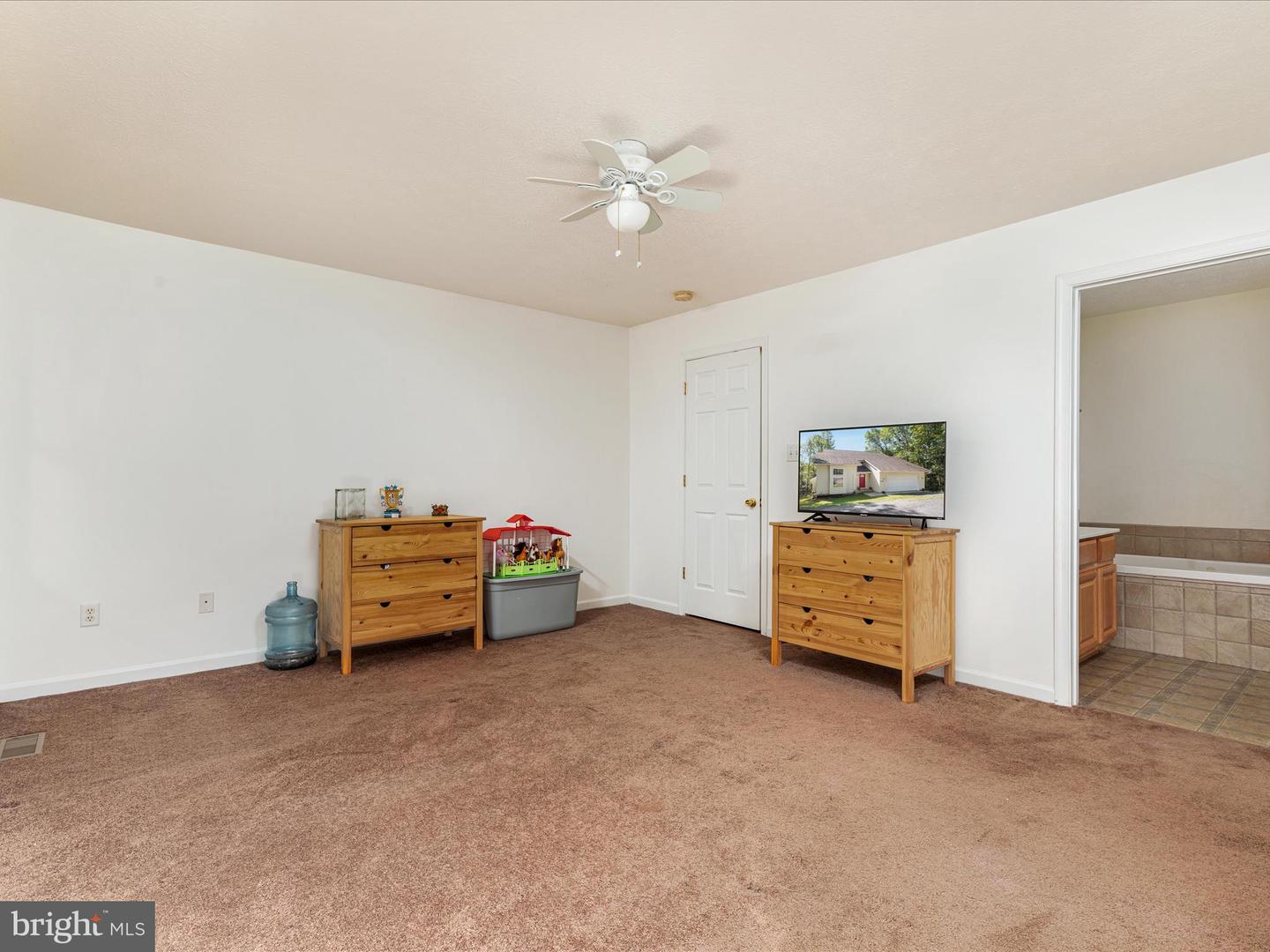 139 MAPLE AVE, MOUNT JACKSON, Virginia 22842, 3 Bedrooms Bedrooms, ,2 BathroomsBathrooms,Residential,For sale,139 MAPLE AVE,VASH2012062 MLS # VASH2012062
